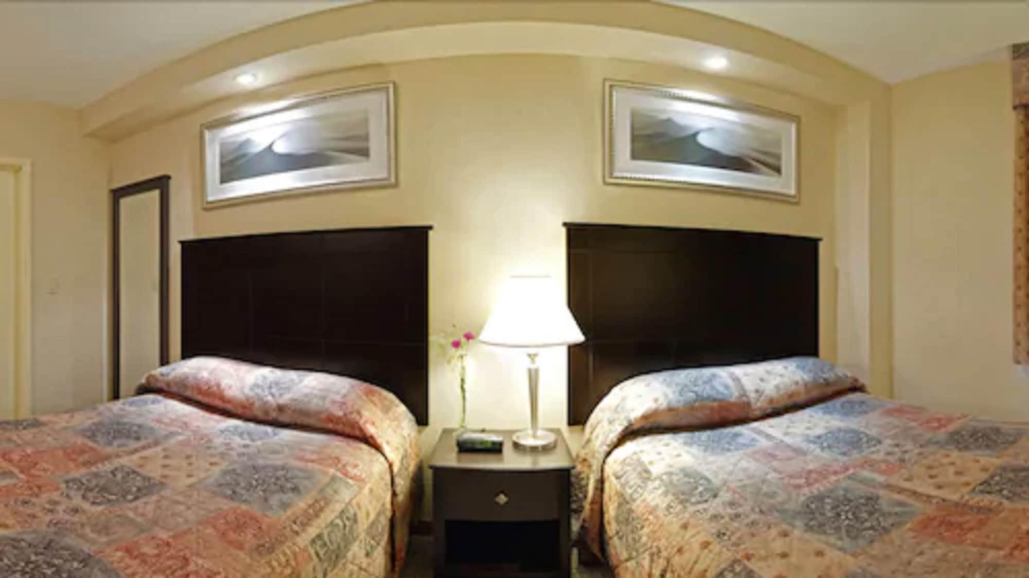 Econo Lodge Inn & Suites Downtown Toronto Buitenkant foto