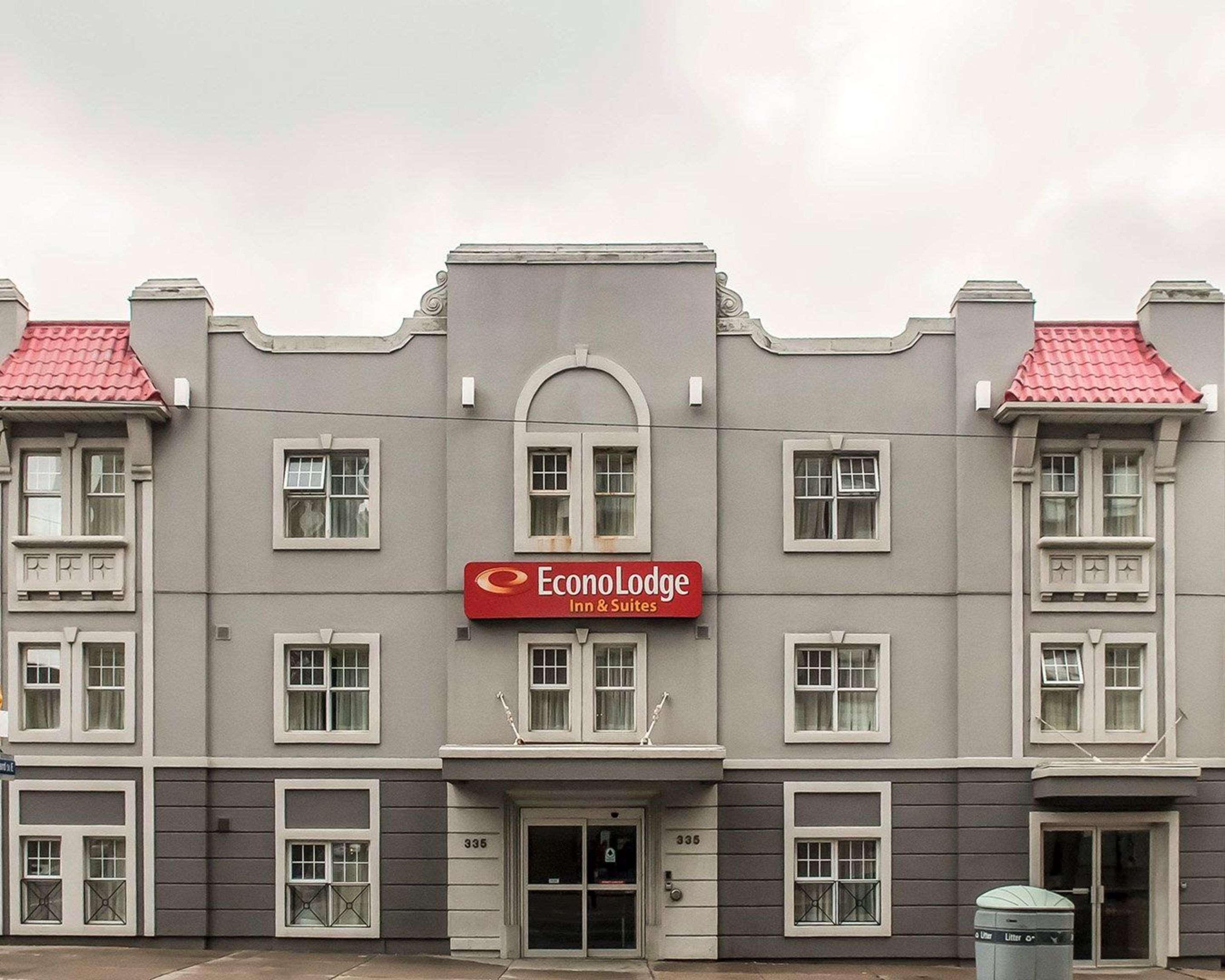 Econo Lodge Inn & Suites Downtown Toronto Buitenkant foto