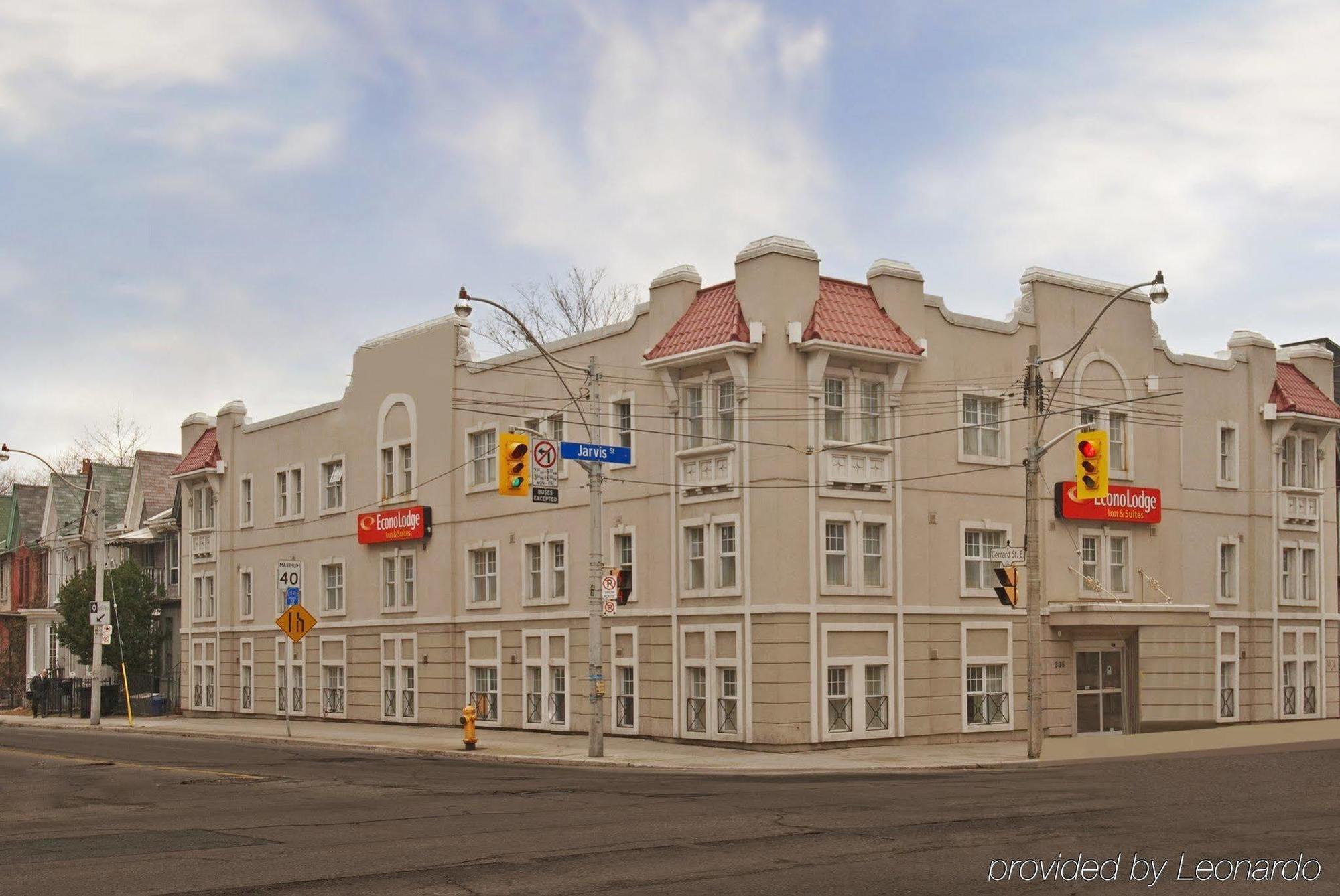 Econo Lodge Inn & Suites Downtown Toronto Buitenkant foto